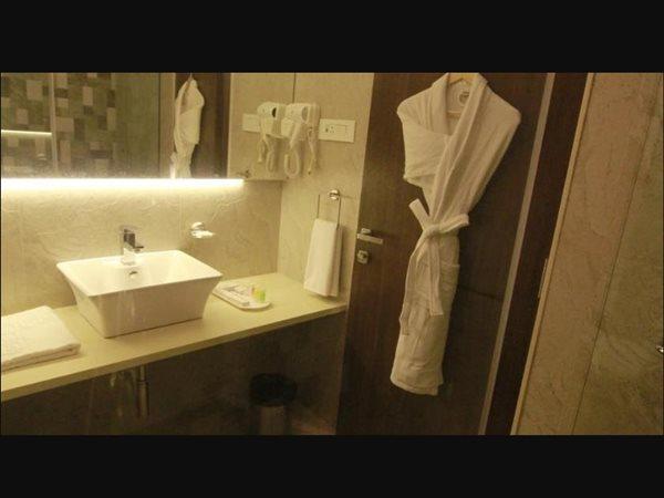 The Grand Highness Hotel 2*