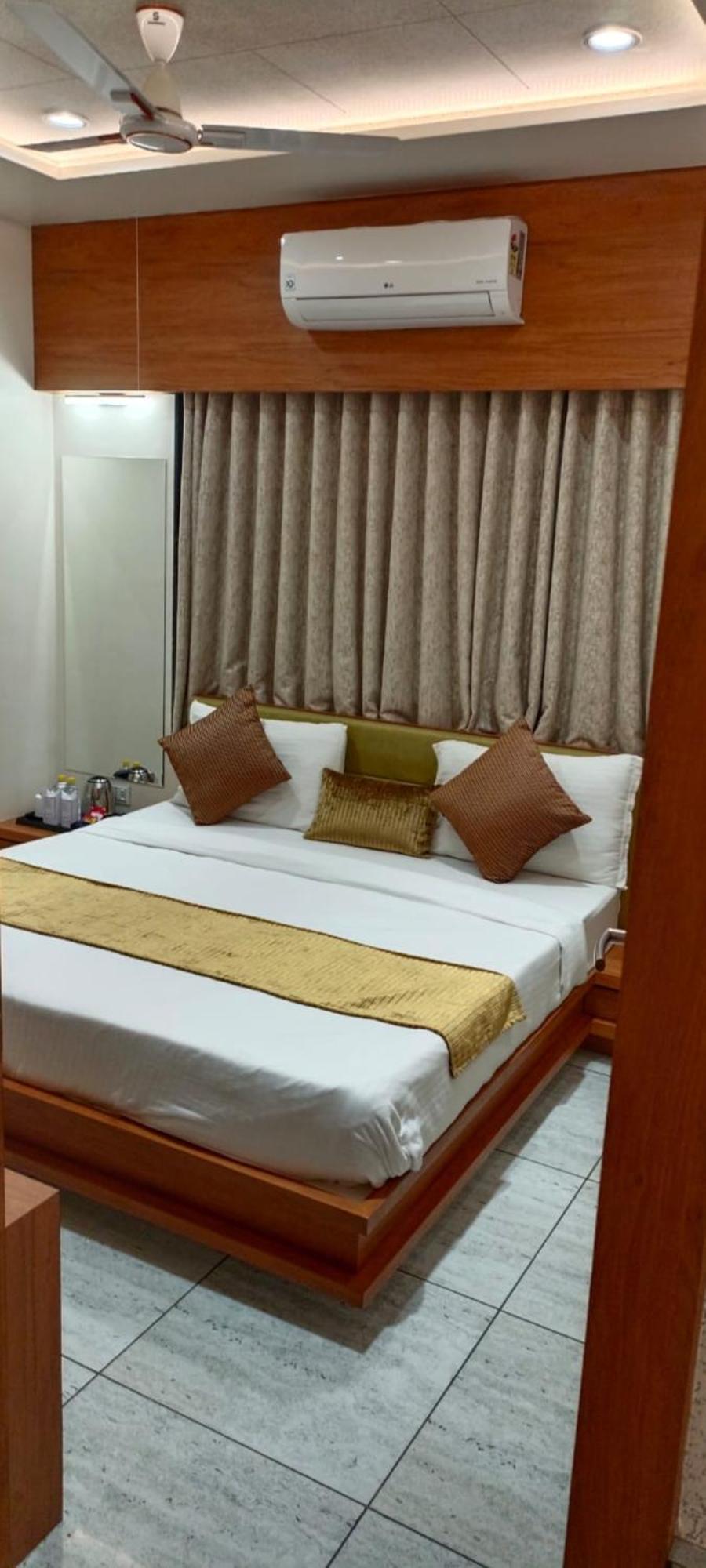 Diamond Hotel
