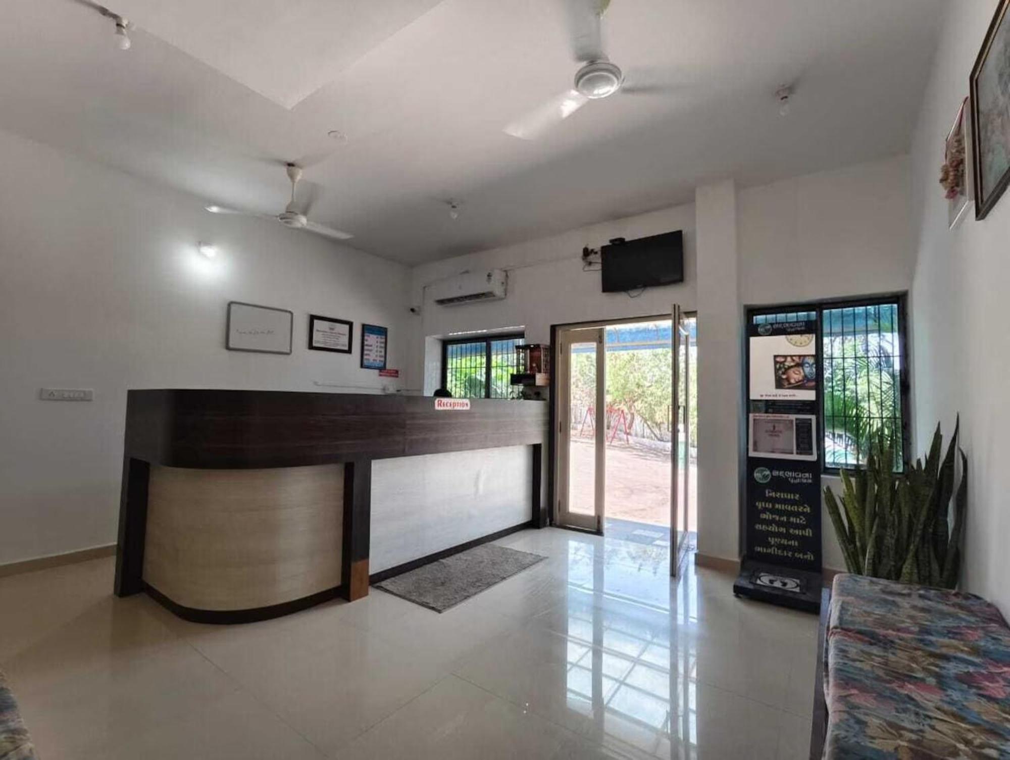 Hari Om 3* Diu